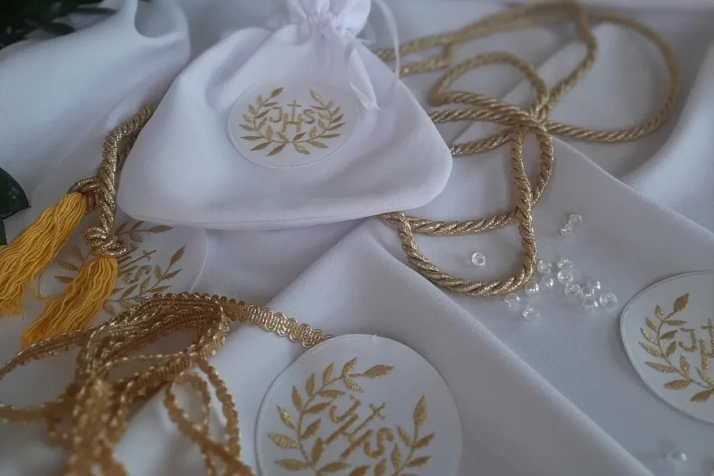 Read more about the article Stroje komunijne